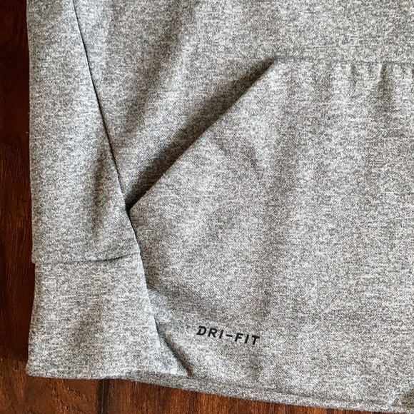 Nike hoodie - Picture 3 of 7